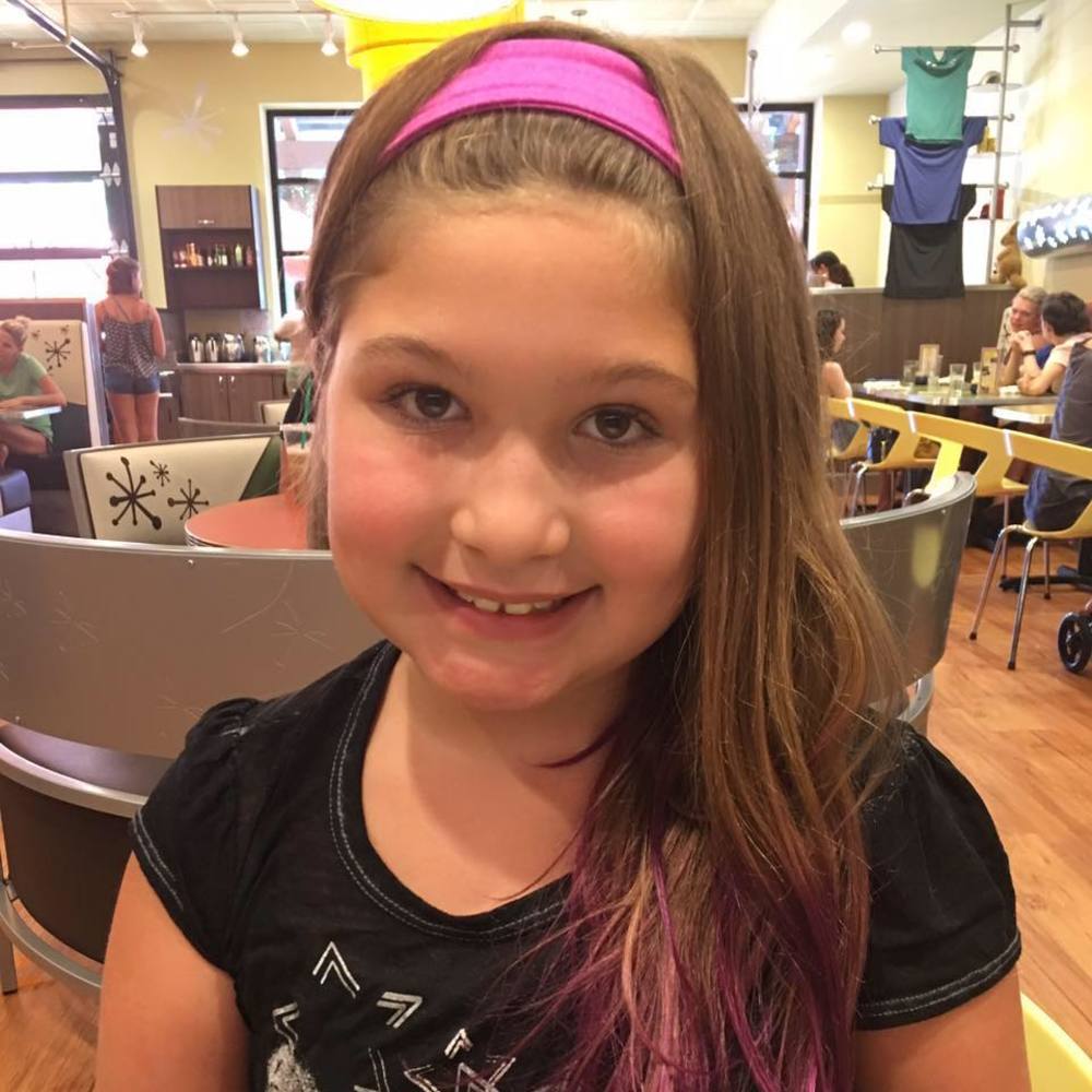 Meet your Posher, Olivia